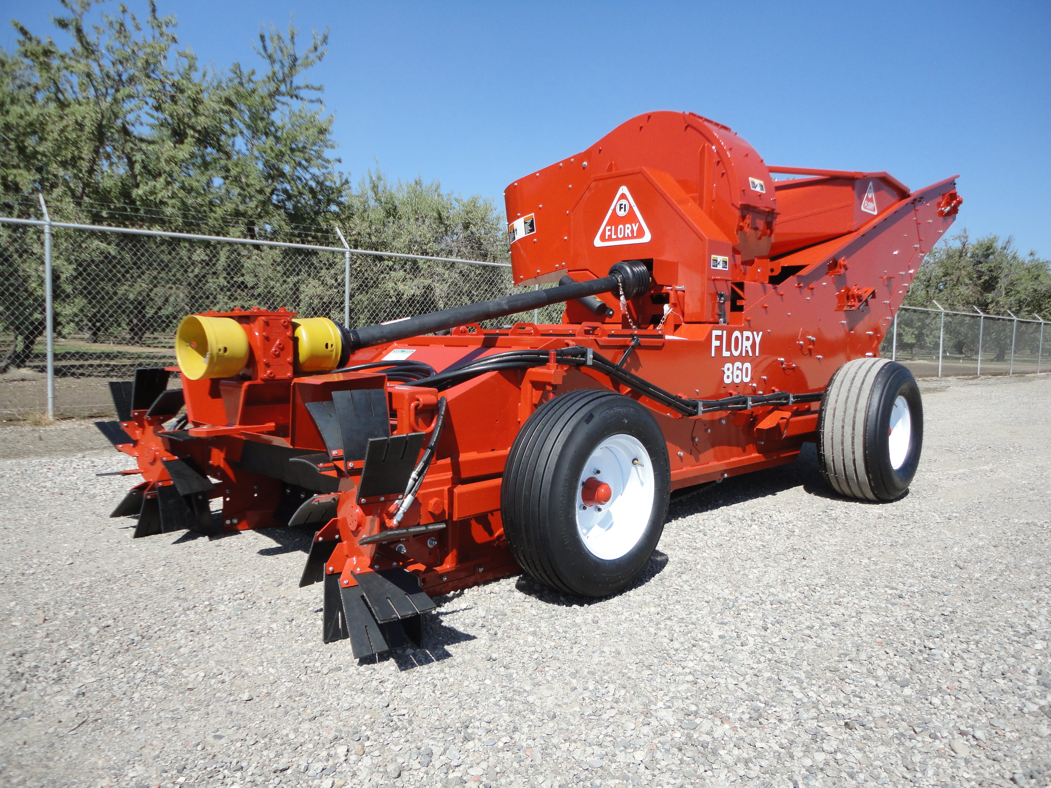 Flory 860 Harvester thumbnail 2