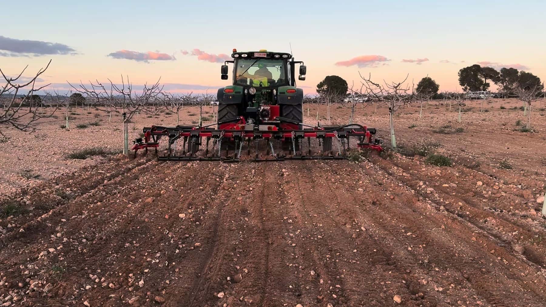 ID DAVID CULTIFRUT 2.0 Heavy Duty Cultivator with In-Row Weeders thumbnail 2