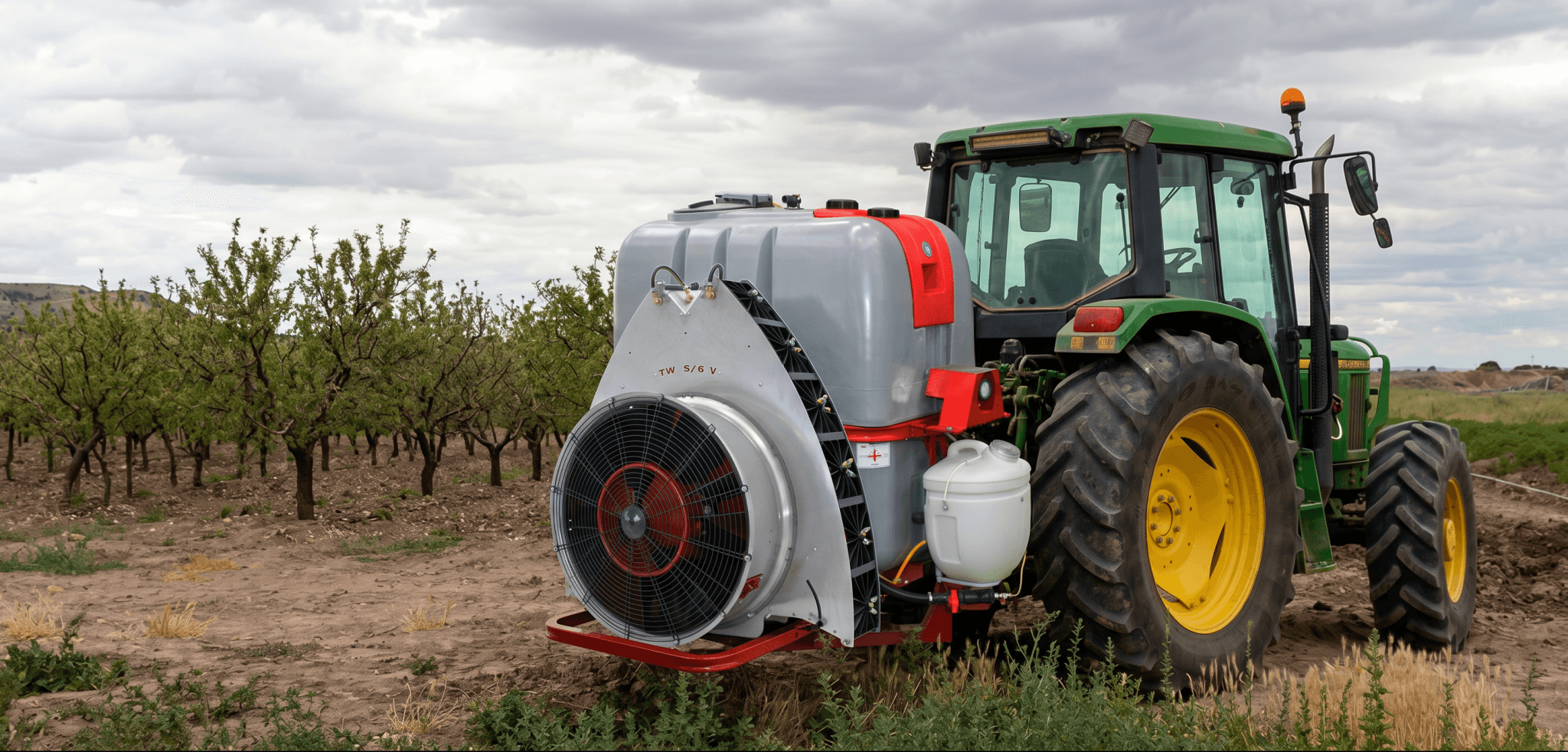 Mañez Lozano Twister S6 Mounted Sprayer thumbnail 5